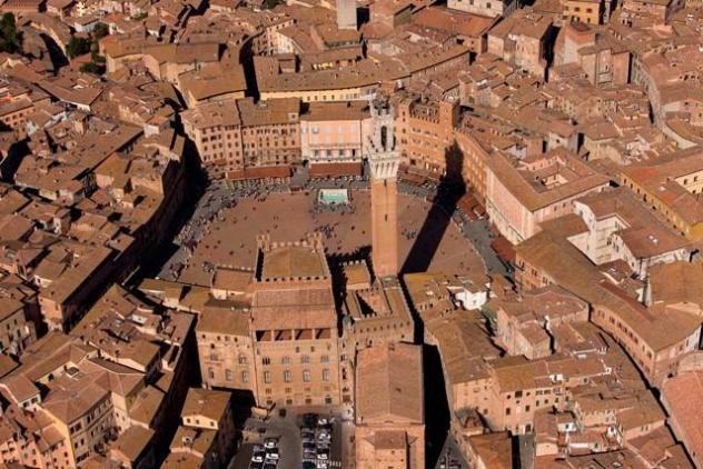 Locale comm.le/Fondo in affitto a Siena 92 mq Rif: 902236