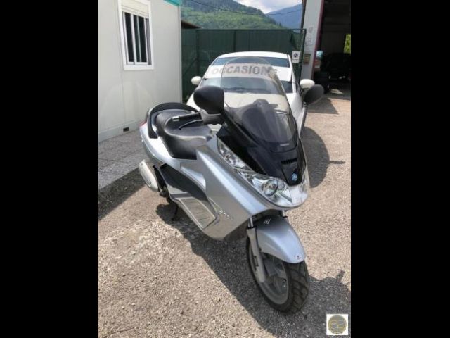 Piaggio - X8 200 -