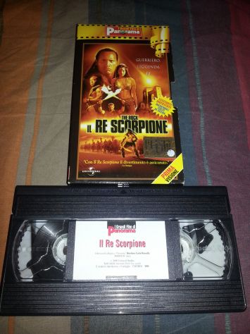 VIDEOCASSETTA VHS COME NUOVA RARA ORIGINALE COMPLETA"IL RE SCORPIONE"CON THE ROC - Foto 2
