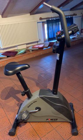 Cyclette con calcolo calorie consumate