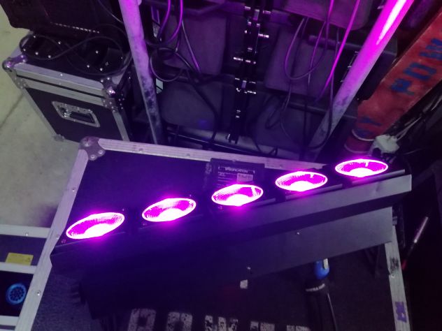 barra led 5 x30w (150 watt) RGB in dmx x fondali , accento e controluce - Foto 2