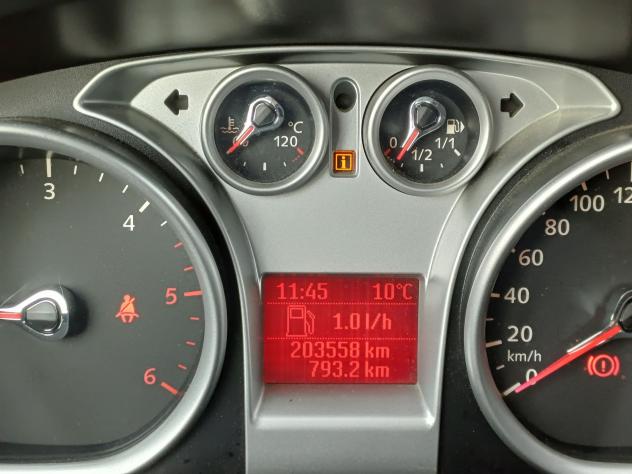 Ford Kuga 2.0 TDCi 136 CV 2WD KM CERTIFICATI-GARANZIA - Foto 9