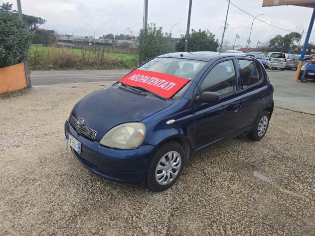 Toyota Yaris 1.0i 16V cat 5 porte