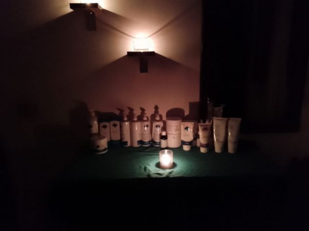 Massaggio per qualsiasi età di Donna!!! Tel:3355627666