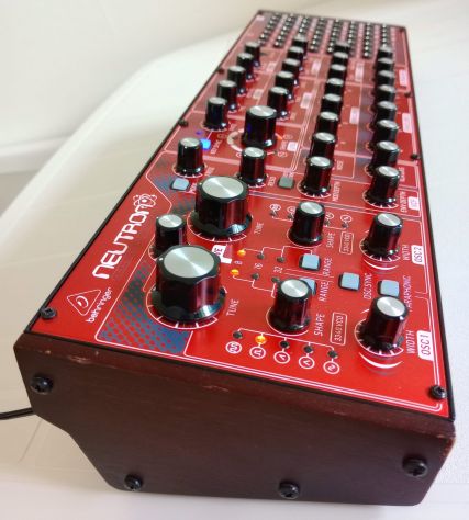 Behringer Neutron analog synth semi modulare - Foto 5
