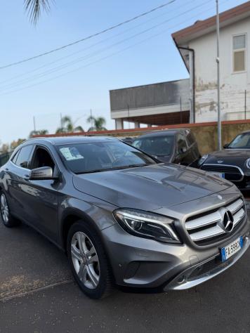 Mercedes-benz GLA 200 200 d Automatic 4Matic Premium - Foto 2
