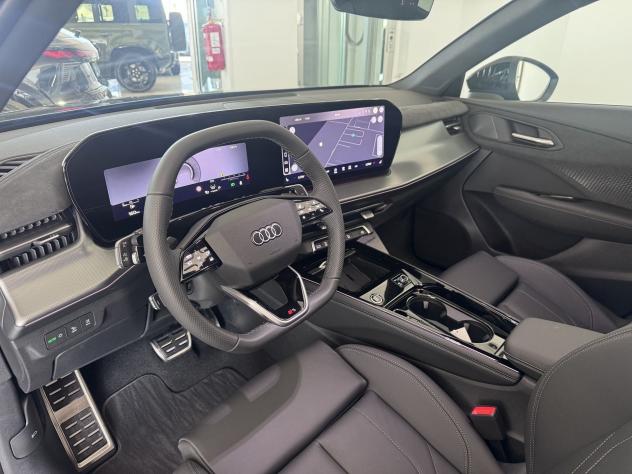 Audi Q3 TFSI 150 kW quattro S tr S Line Ed - Foto 8