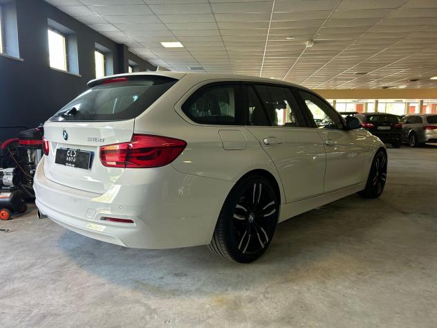 BMW Serie 3 316d Luxury Touring - Foto 4