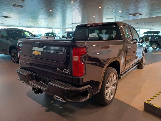 Chevrolet Silverado CHEVROLET SILVERADO 6.2 HIGTH COUNTRY - AUTOCARRO DETRAIBILE AL 100 % - Foto 4