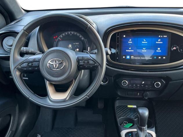 Toyota Yaris Cross 1.5h Trend awd-i 115cv e-cvt - Foto 8