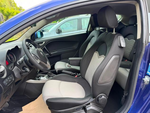 Alfa Romeo MiTo 1.4 T 140 CV M.air S&S TCT Distinctive AUTO - Foto 7