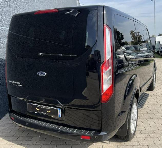 FORD Tourneo Custom 2.0 TDCi 185CV aut. PC Titanium edition rif. 24129972 - Foto 10