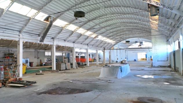 Capannone con predisposizione di carroponte - Foto 2
