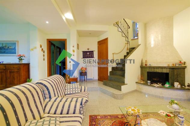 Villa indipendente con giardino, terrazzo e garage € 395.000 trattabili - Foto 3