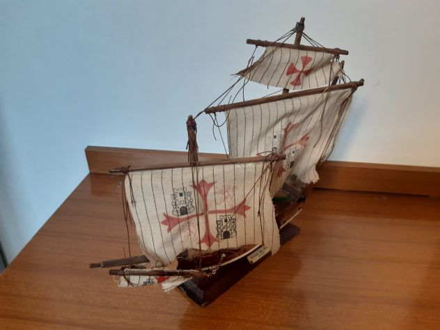 MODELLINO VELIERO IN LEGNO "SANTA MARIA 1492" - VINTAGE (40X35 CM) - Foto 4