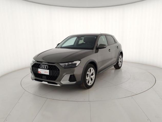Audi A1 Sportback Allstreet 35 TSI S Tronic Identity Contrast