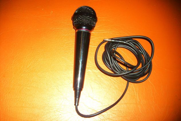 MICROFONO CABLATO