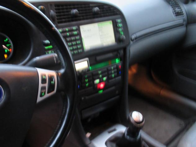 Saab 9-3 Sport Sedan 2.0 t Vector Cabrio allestimento AERO - Foto 10