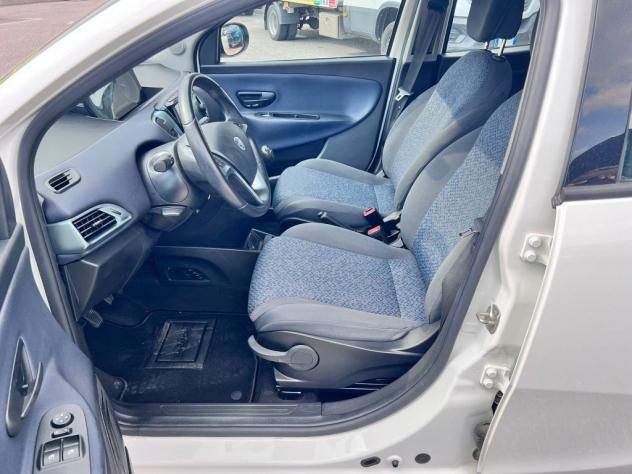 Lancia Ypsilon 1.0 FireFly 5 porte S&S Hybrid Gold - Foto 5