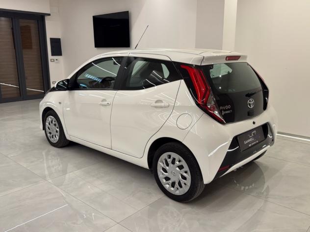 Toyota Aygo 1.0 VVT-i x-cite MMT - Foto 8