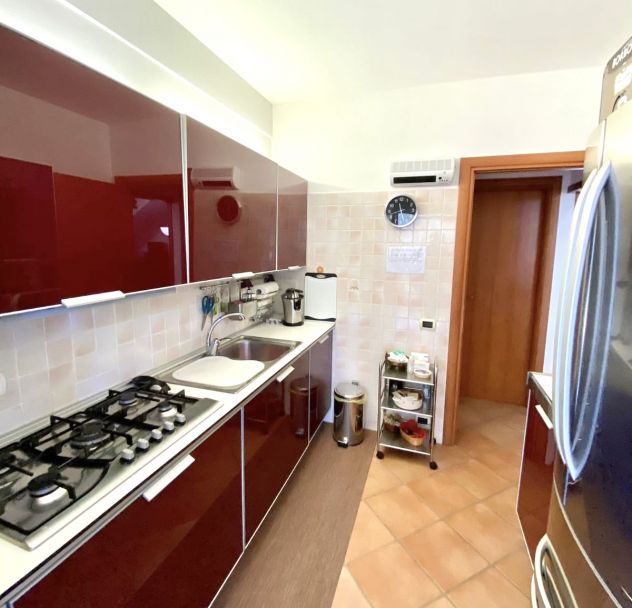 VILLA CON PISCINA LAVINIO ZONA GIORNALISTI - VIA ABELIA - Foto 5