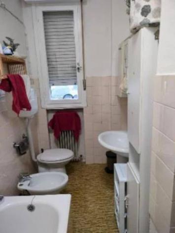Immobile in asta di 93 m², box auto in vendita a Vicenza - Foto 2