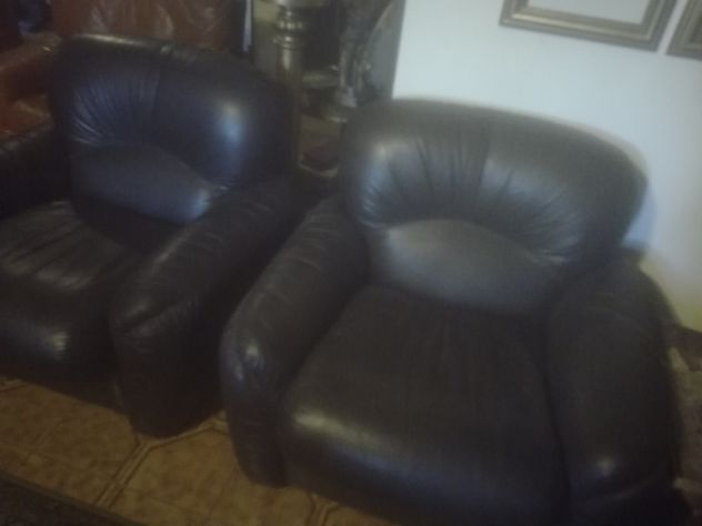 Divano in pelle con due poltrone - Foto 3