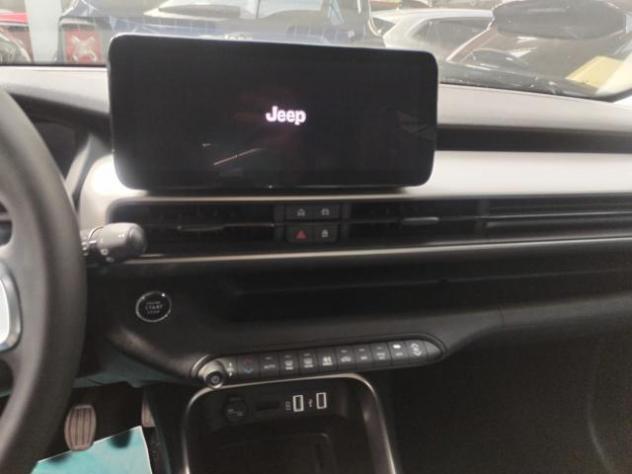 Jeep Avenger 1.2 Turbo 100 CV Summit - Foto 8