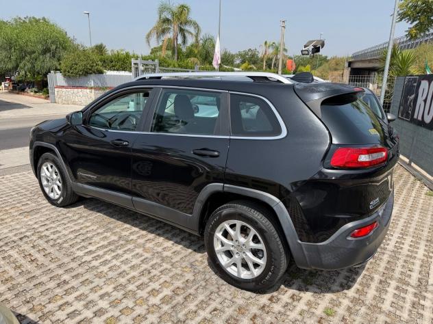 Jeep Cherokee 2.0 Mjt II 4WD Active Drive I Limited-10/2015 - Foto 4