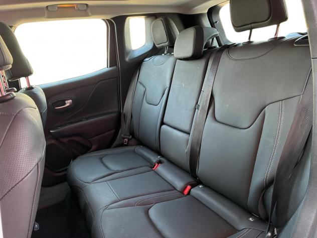 Jeep Renegade 1.5 turbo t4 mhev Summit 2wd dct - Foto 9