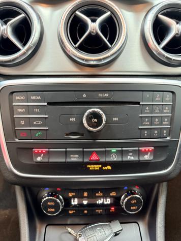 Mercedes-benz CLA 220 d S.W. 4Matic Aut DARK NIGHT Premium 05/2016 EURO 6 - Foto 10