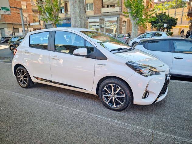 Toyota Yaris 1.5 HYBRID UNIPRO' TAGLIANDI EURO 6 - Foto 2