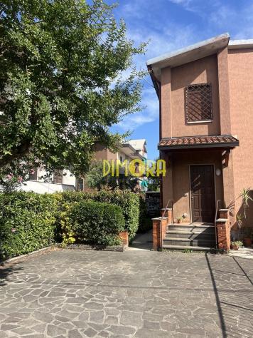 IN ESCLUSIVA SOLUZIONE SEMI INDIPENDENTE IN BIFAMILIARE VIA PASCOLI NOVATE MILANESE - Foto 17