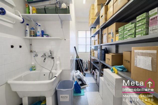 LABORATORIO/UFFICIO DI 193 M² CON DOPPIO INGRESSO - Foto 17