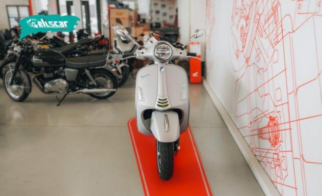 VESPA GTS 300 Super GTS300 rif. 24051450 - Foto 3