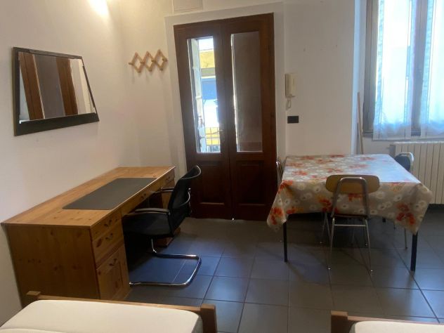 Monolocale con due posti letto in bocconi - Foto 11
