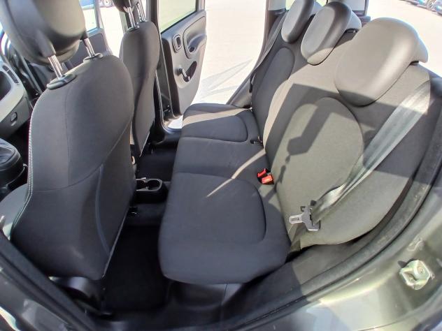 Fiat Panda 1.0 BENZINA HYBRID 2023 CITY LIFE - Foto 9