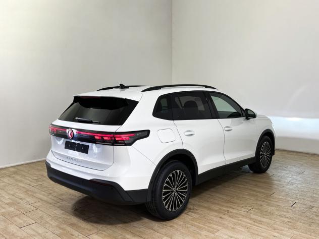 Volkswagen Tiguan Tiguan 1.5 etsi Edition Plus 130cv dsg - Foto 4