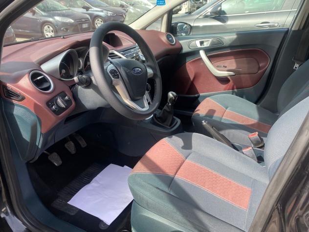Ford Fiesta 1.4 TDCi 70CV 5 porte Titanium - Foto 7