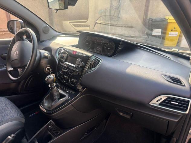 LANCIA Ypsilon 1.0 FireFly 5p.S&S Hybrid Oro - Foto 8