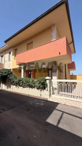 Casa Indipendente in vendita a Ispica, Santa Maria del Focallo