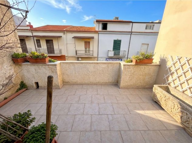 APPARTAMENTO AMPIA METRATURA VIALE MARGHERITA - MONDRAGONE - Rif. V3133 - Foto 9