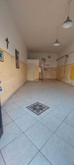 SCORRANO AFFITTASI LOCALE COMMERCIALE 300 € - Foto 3