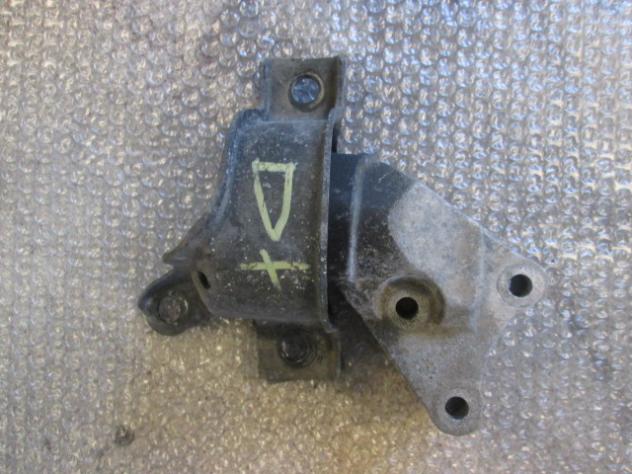 55210280 SUPPORTO MOTORE DESTRO LANCIA YPSILON 1.2 B 59KW 5M 3P (2004) RICAMBIO USATO A236 3L053
