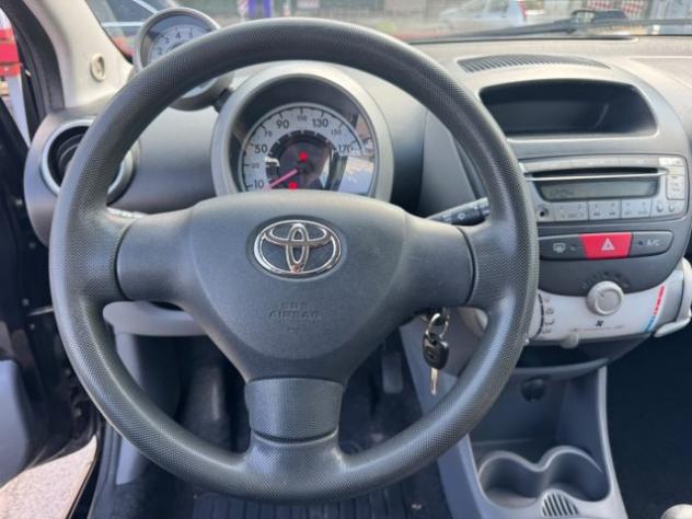 TOYOTA Aygo 1.0 12V VVT-i 5 porte Sol rif. 24125944 - Foto 9