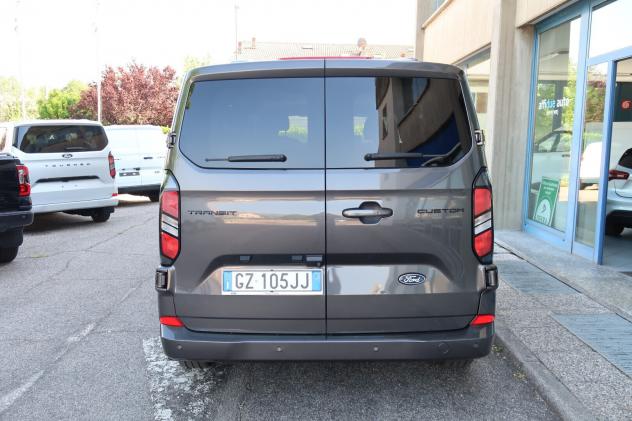 Ford Transit Custom Combi 2.0 EcoBlue 9 posti Titanium - Foto 6