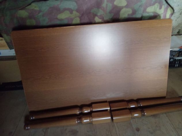 vendo tavolo con sedie - Foto 2