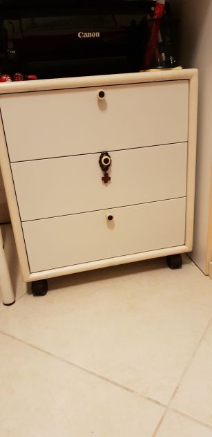 Scrivania sedia e cassettiera bianco legno laccato - Foto 2