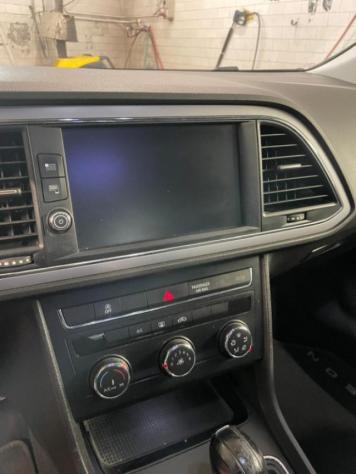 SEAT Leon 1.6 TDI 116CV ST Business rif. 22972432 - Foto 6
