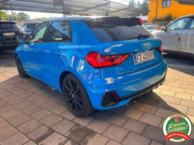 AUDI A1 A1 II Sportback 40 2.0 tfsi Identity Black 200cv s rif. 24193675 - Foto 2